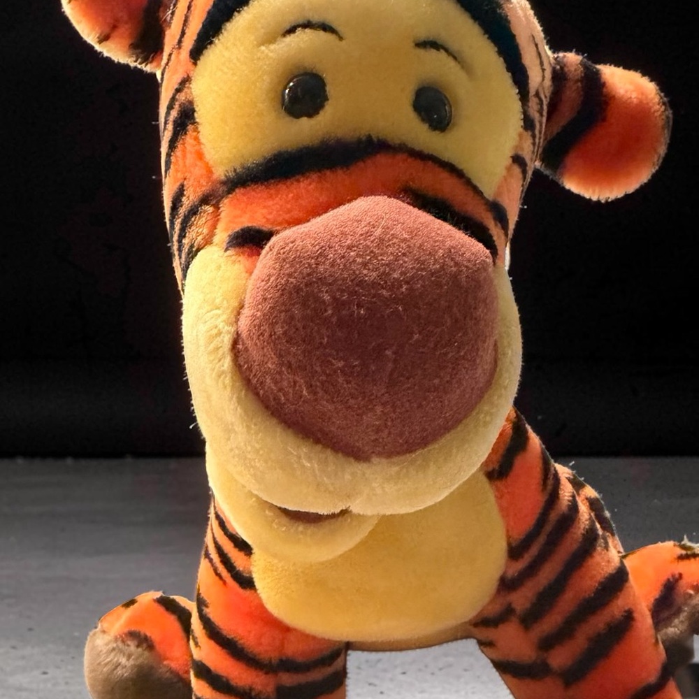 80s Vintage Disney Parks Exclusive Tigger Plush 16” Black Orange Disney World - Picture 15 of 16